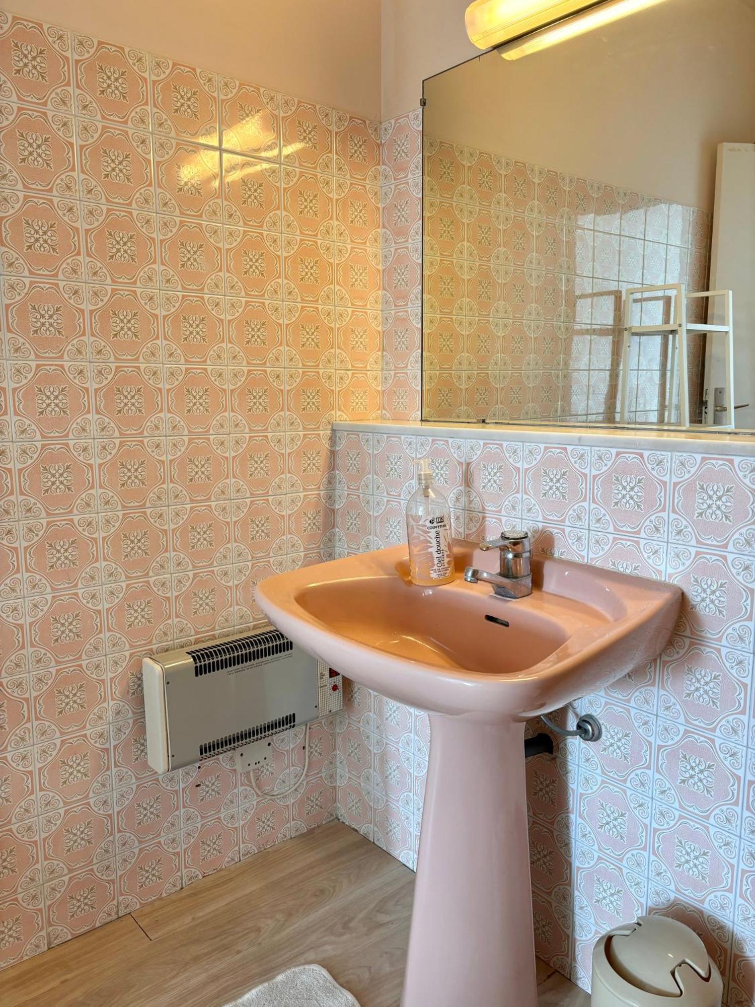 French Riviera Apartment With Swimming Pool And Free Parking Near Monaco ロクブリュヌ＝カップ＝マルタン エクステリア 写真