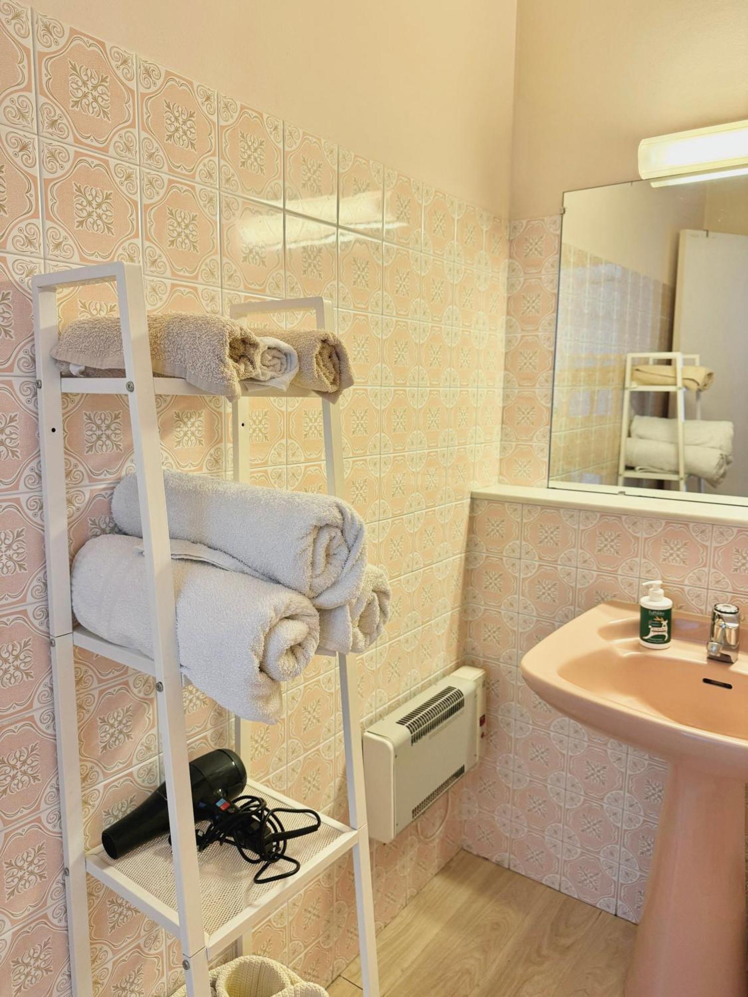 French Riviera Apartment With Swimming Pool And Free Parking Near Monaco ロクブリュヌ＝カップ＝マルタン エクステリア 写真