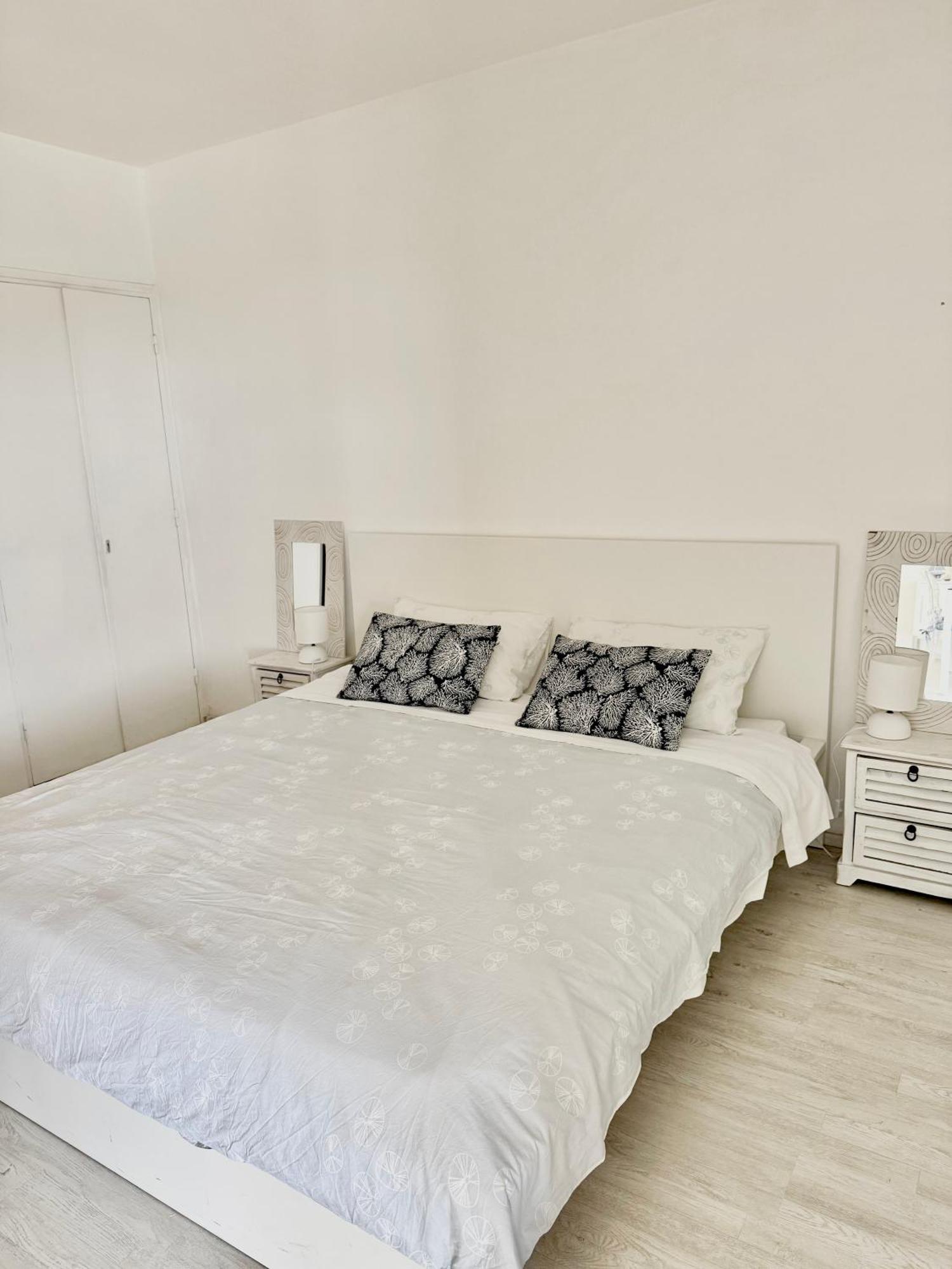 French Riviera Apartment With Swimming Pool And Free Parking Near Monaco ロクブリュヌ＝カップ＝マルタン エクステリア 写真